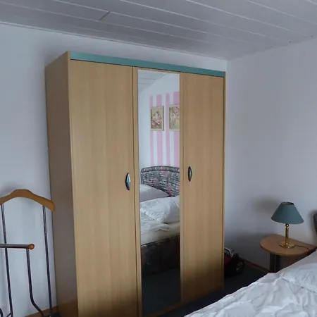 Tatil Evi Gemuetliche Ferienunterkuenfte Mit Garten In Zweedorf