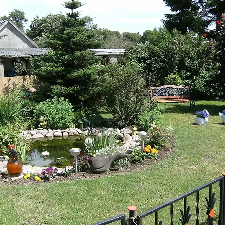 Gemuetliche Ferienunterkuenfte Mit Garten In Tatil Evi Zweedorf