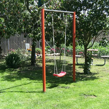 Gemuetliche Ferienunterkuenfte Mit Garten In Zweedorf