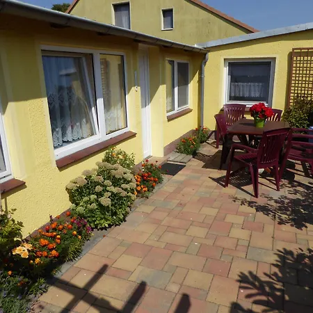 בית נופש Gemuetliche Ferienunterkuenfte Mit Garten In Zweedorf