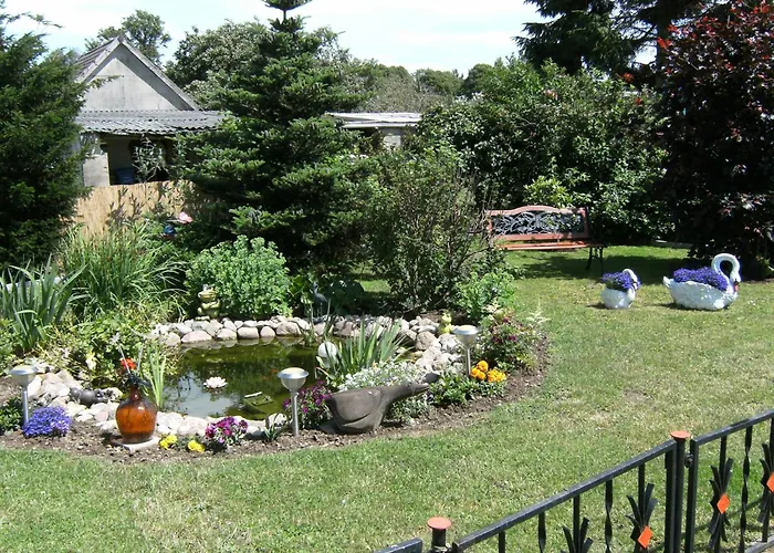 Gemuetliche Ferienunterkuenfte Mit Garten In Holiday home Zweedorf