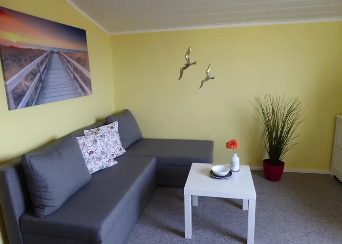 Gemuetliche Ferienunterkuenfte Mit Garten In Vakantiehuis *