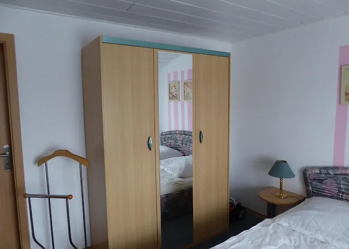 Gemuetliche Ferienunterkuenfte Mit Garten In Vakantiehuis