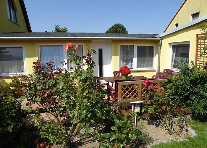 Gemuetliche Ferienunterkuenfte Mit Garten In Vakantiehuis