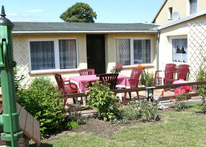Holiday home Gemuetliche Ferienunterkuenfte Mit Garten In Zweedorf